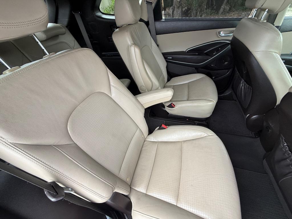 2014 Hyundai Santa Fe - $11,990