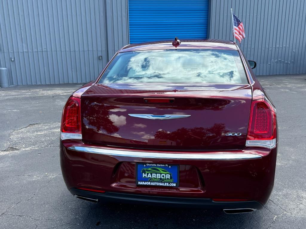 2017 Chrysler 300 - $19,990