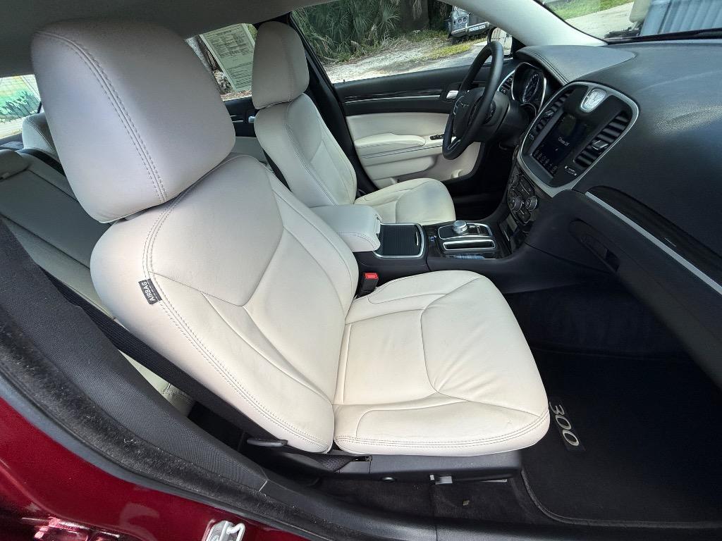 2017 Chrysler 300 - $19,990