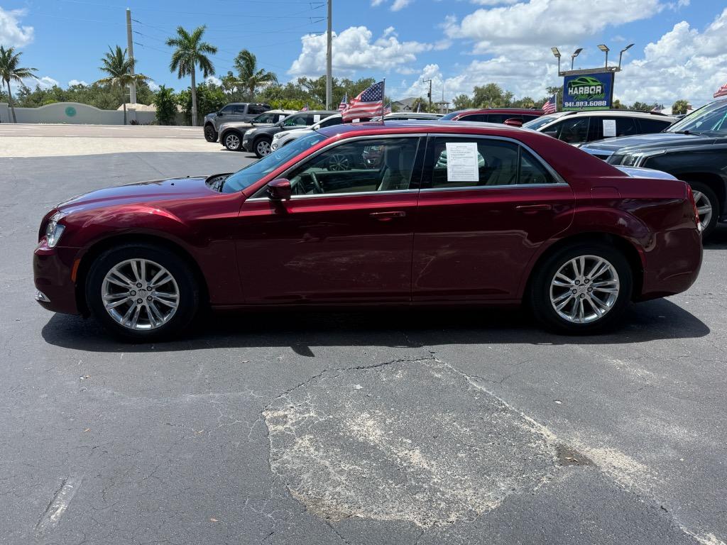 2017 Chrysler 300 - $19,990