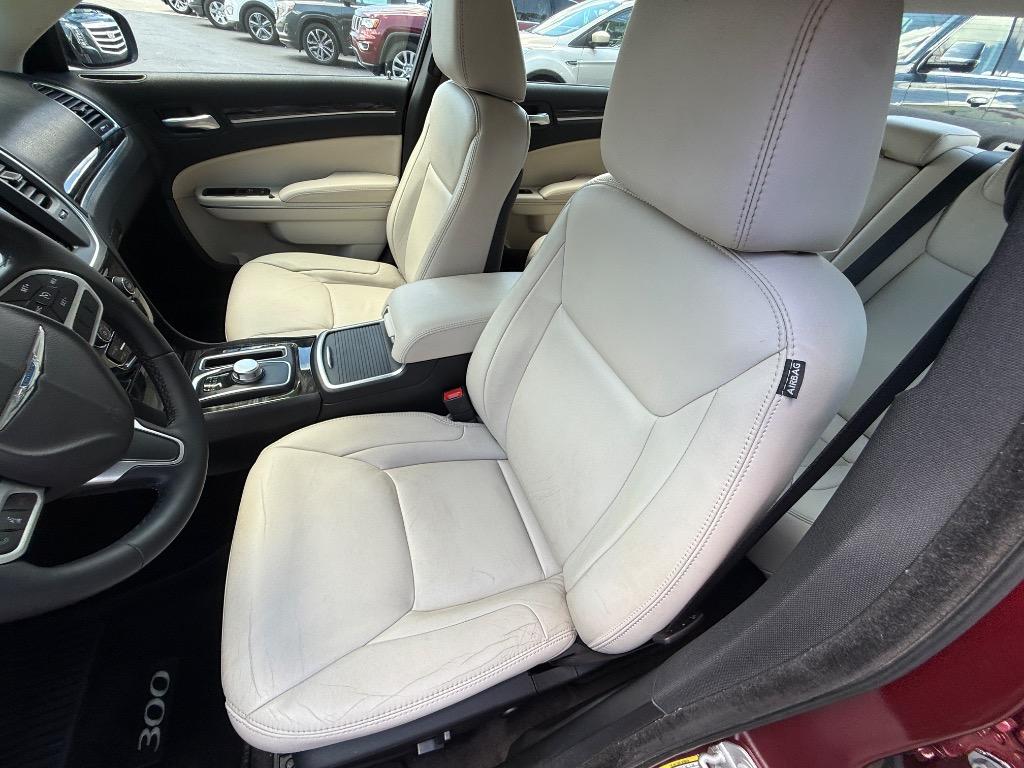 2017 Chrysler 300 - $19,990