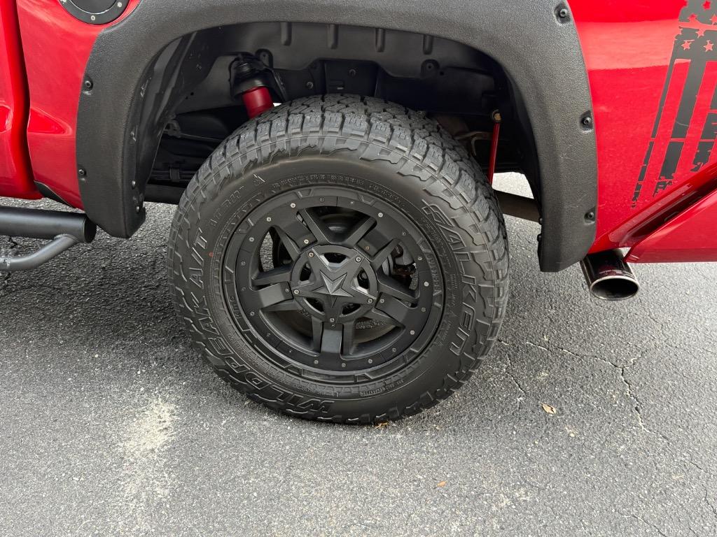 2017 Toyota Tundra - $35,990