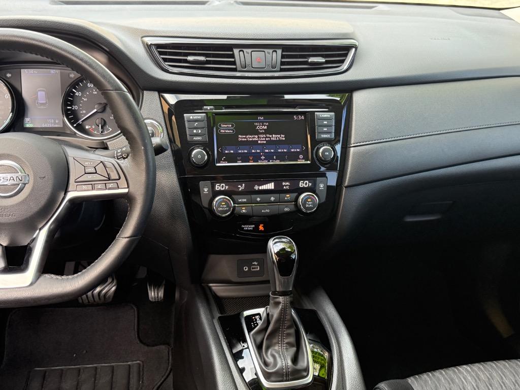 2019 Nissan Rogue - $17,750