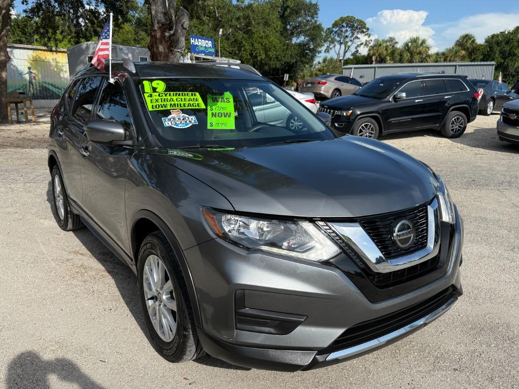 2019 Nissan Rogue - $17,750