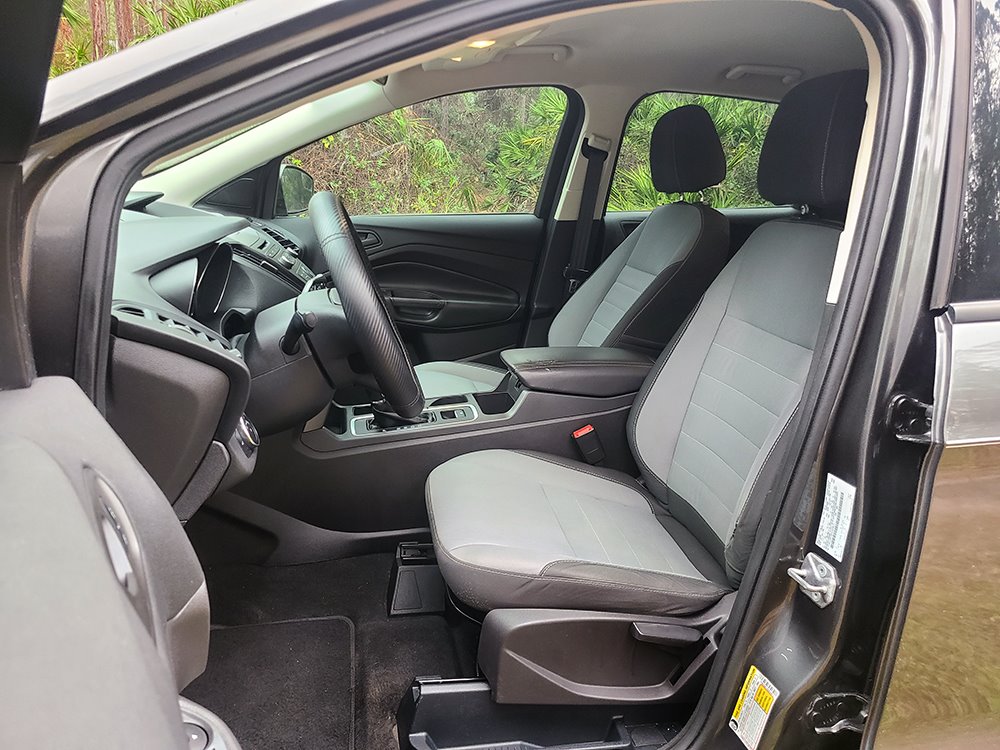 2017 Ford Escape S photo