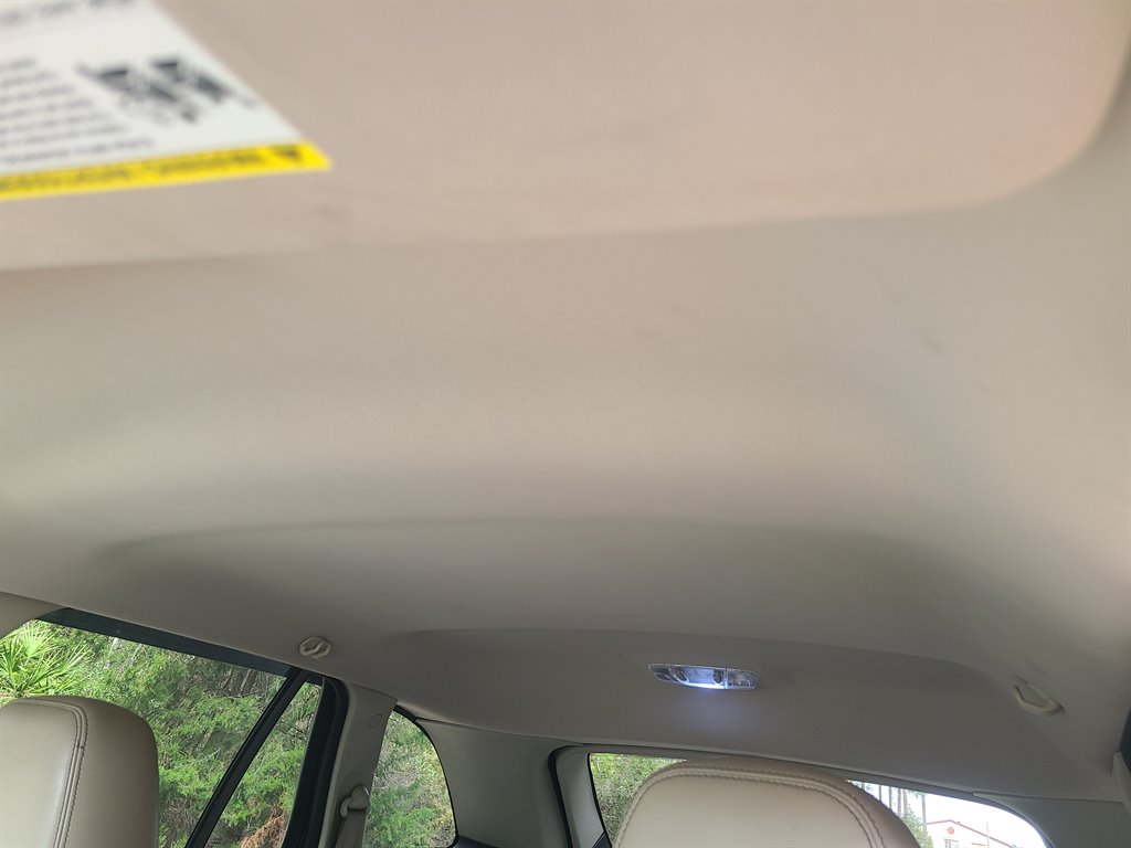 2011 Ford Edge SEL photo