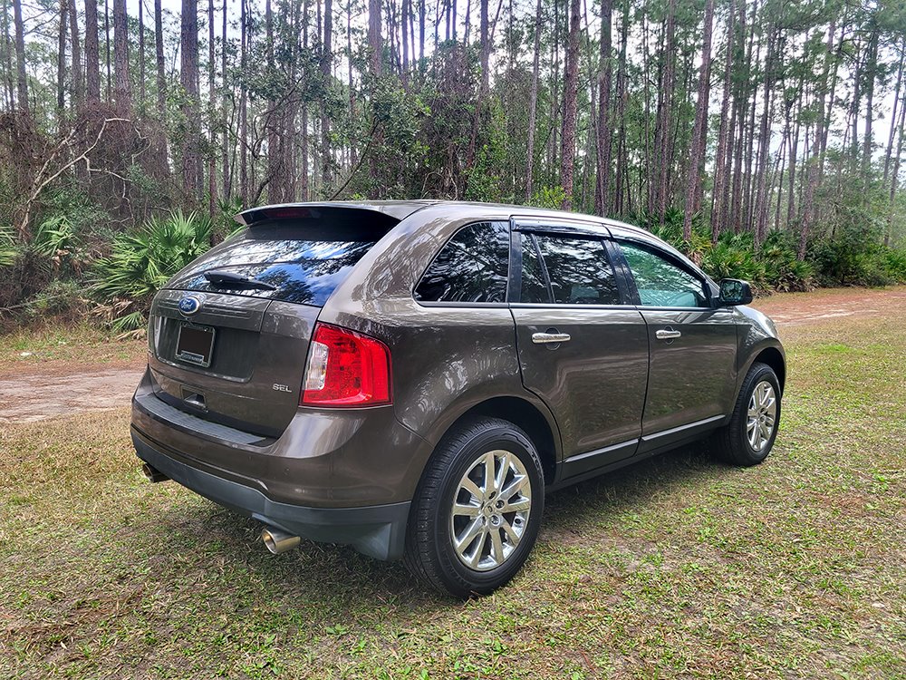 2011 Ford Edge SEL photo