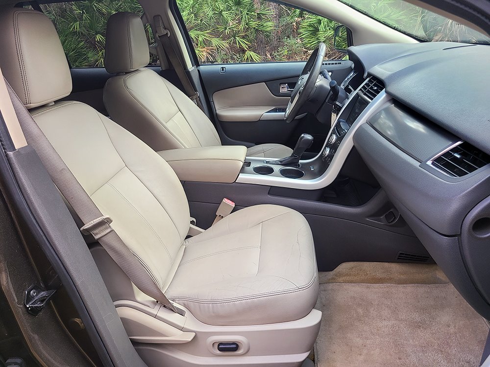 2011 Ford Edge SEL photo