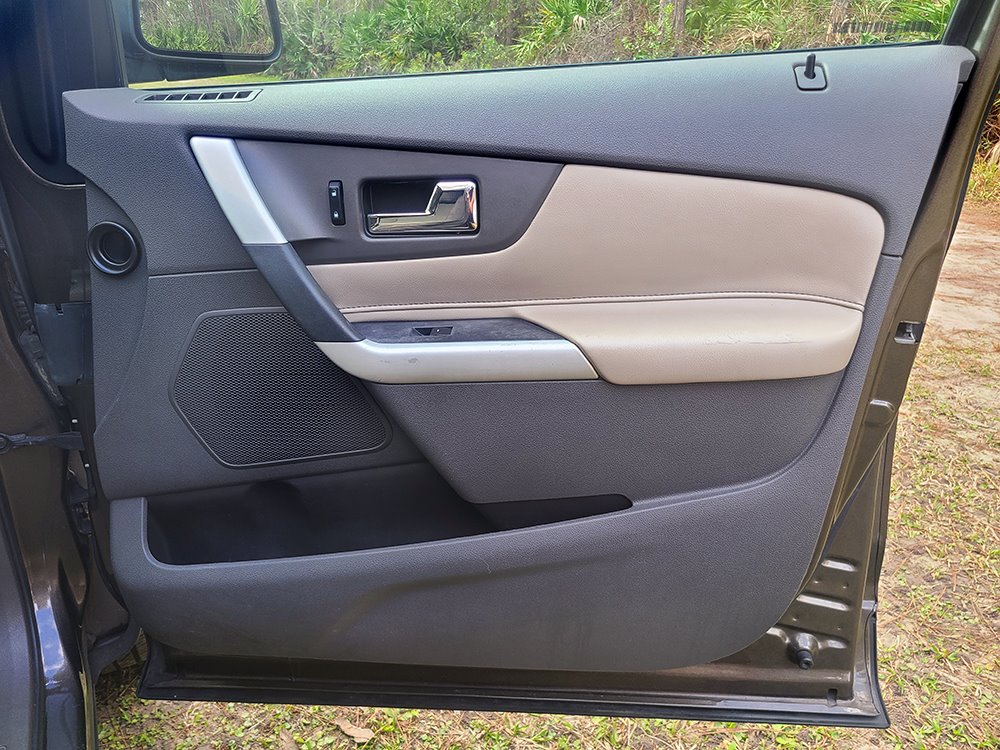 2011 Ford Edge SEL photo