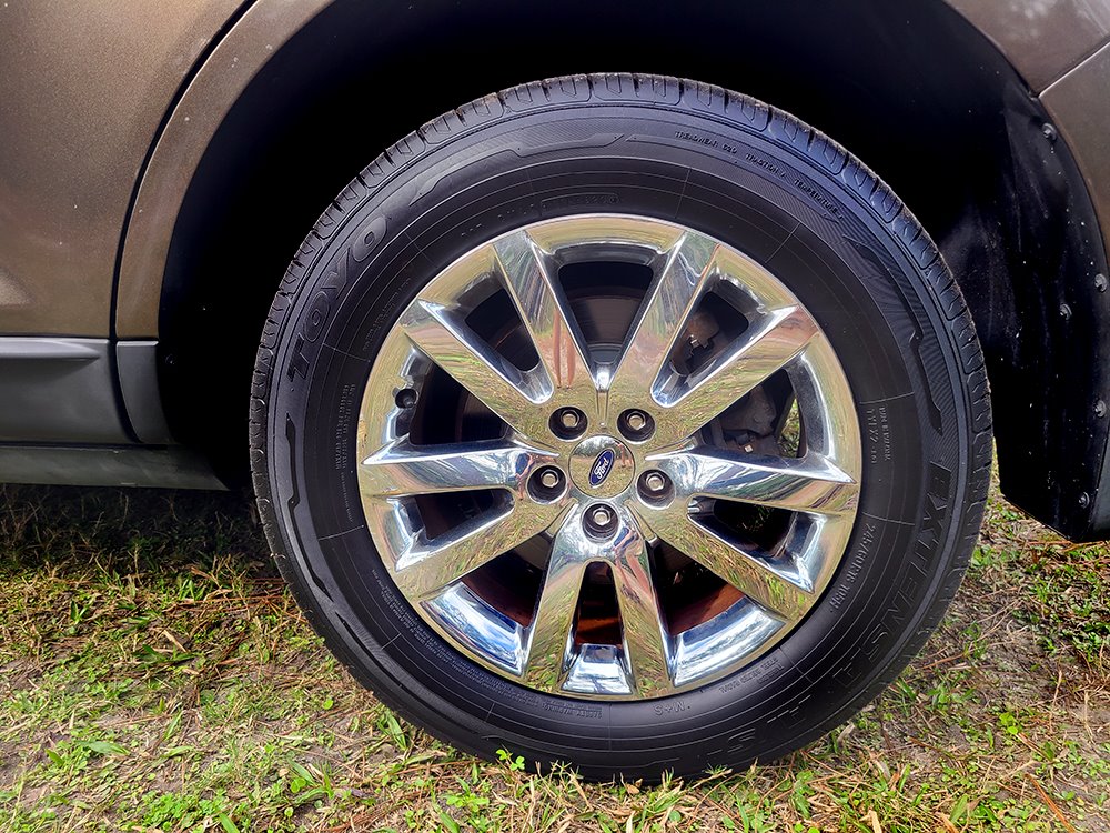 2011 Ford Edge SEL photo