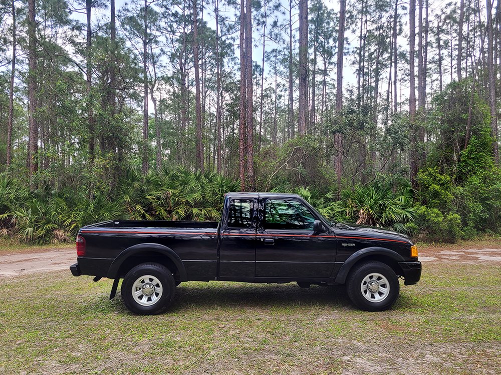 2004 Ford Ranger XL photo