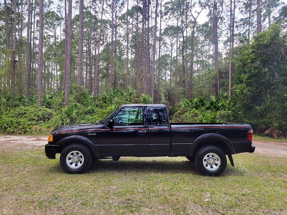 2004 Ford Ranger XL photo