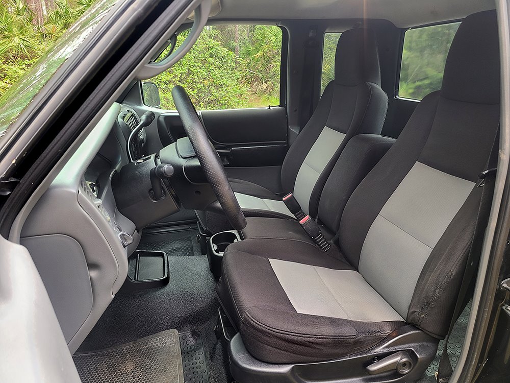 2004 Ford Ranger XL photo