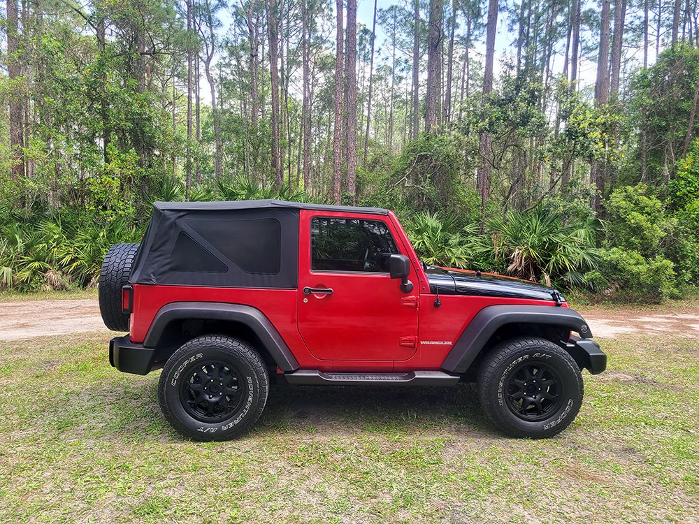 2011 Jeep Wrangler Sport photo
