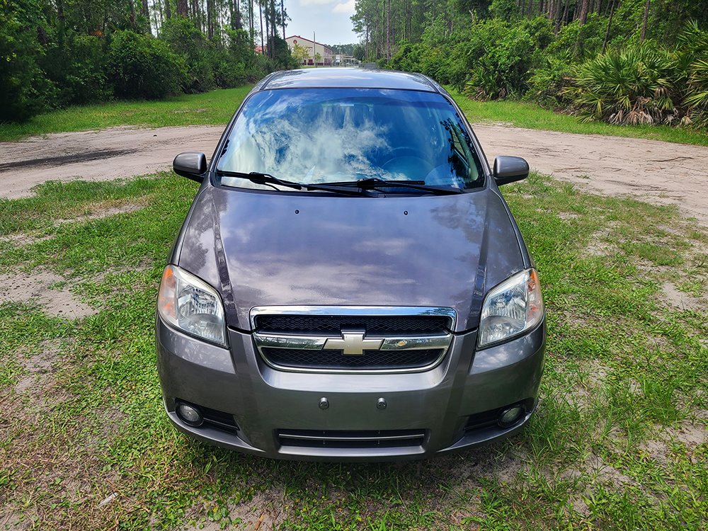 2011 Chevrolet Aveo - $3,250