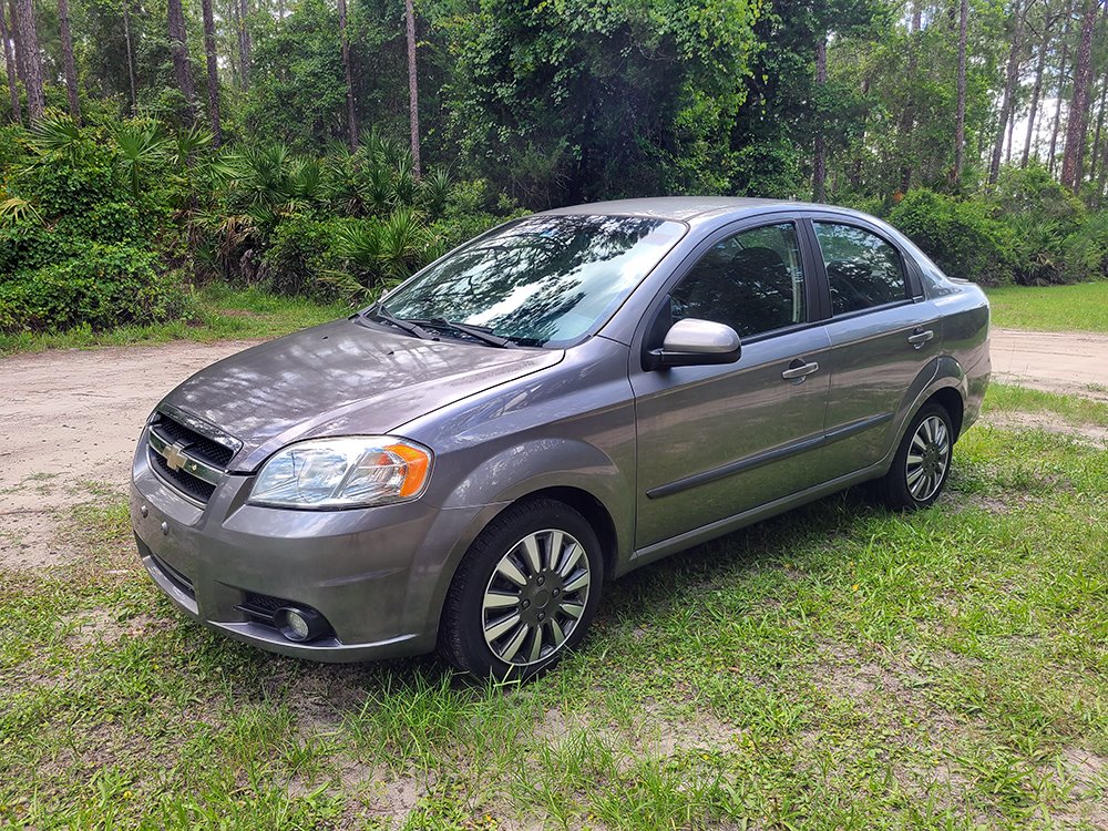 2011 Chevrolet Aveo - $3,250
