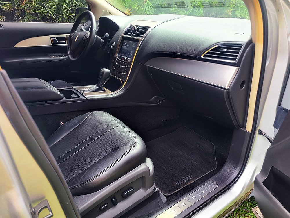 2011 Lincoln MKX - $5,950