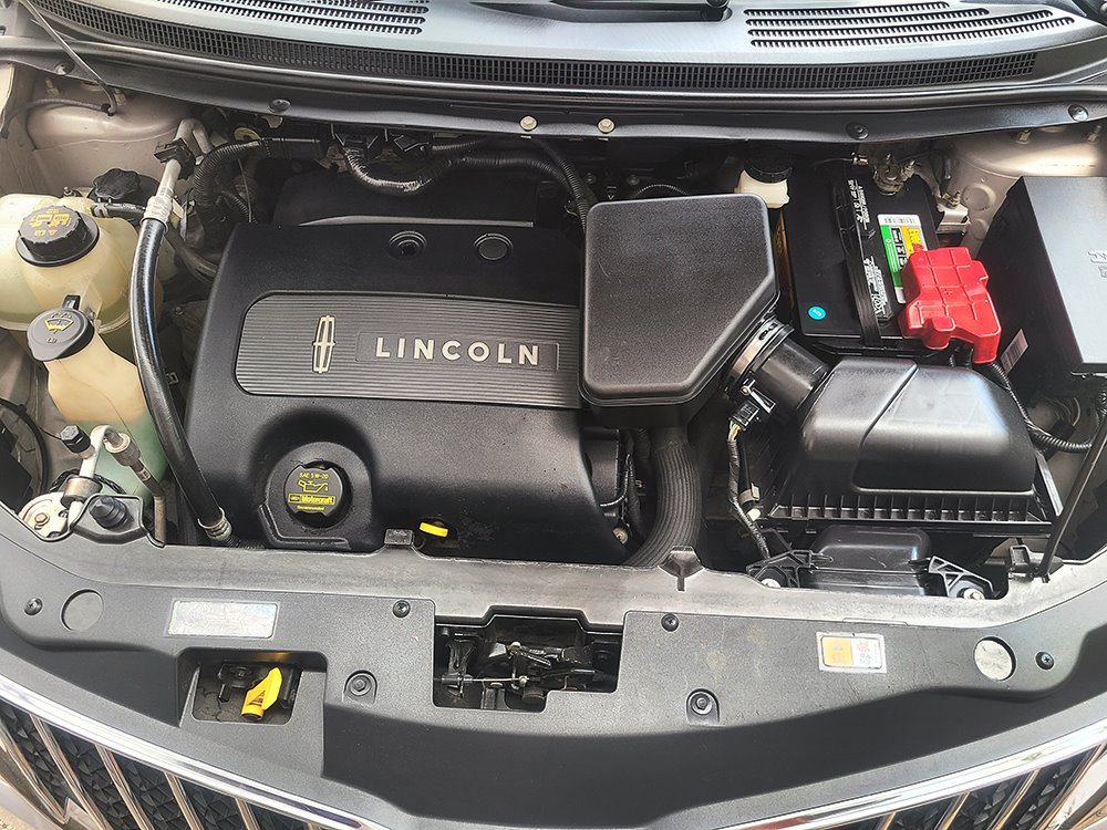 2011 Lincoln MKX - $5,950
