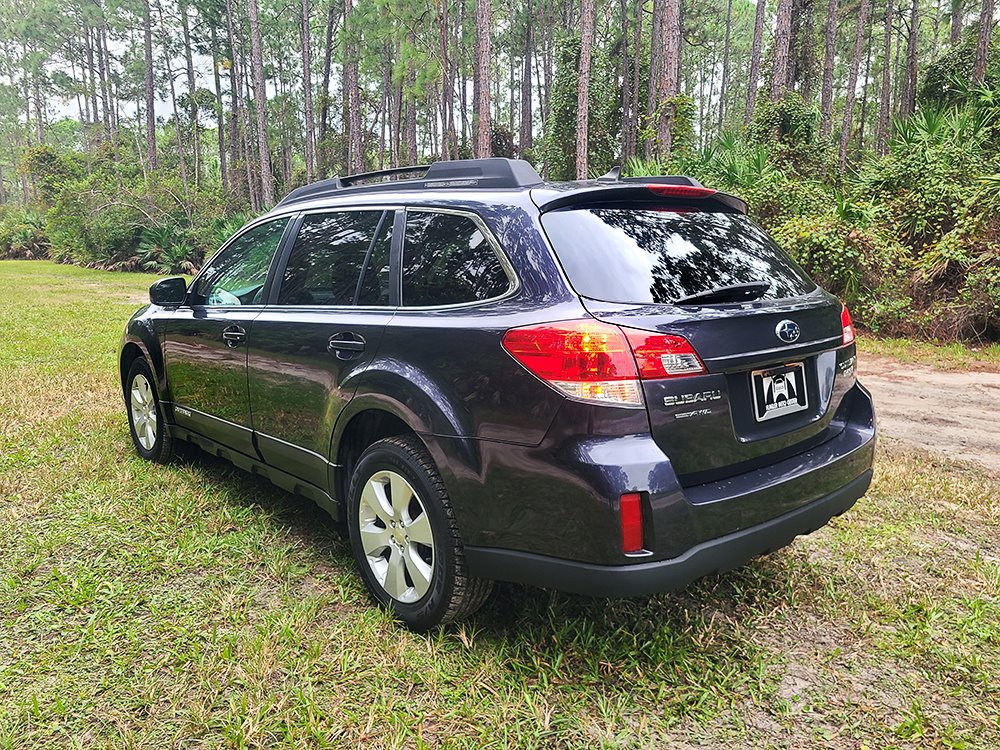 2011 Subaru Outback - $7,450