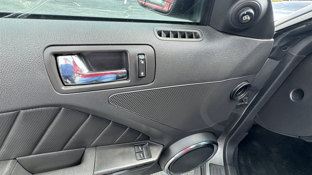 2014 Ford Mustang - $26,999