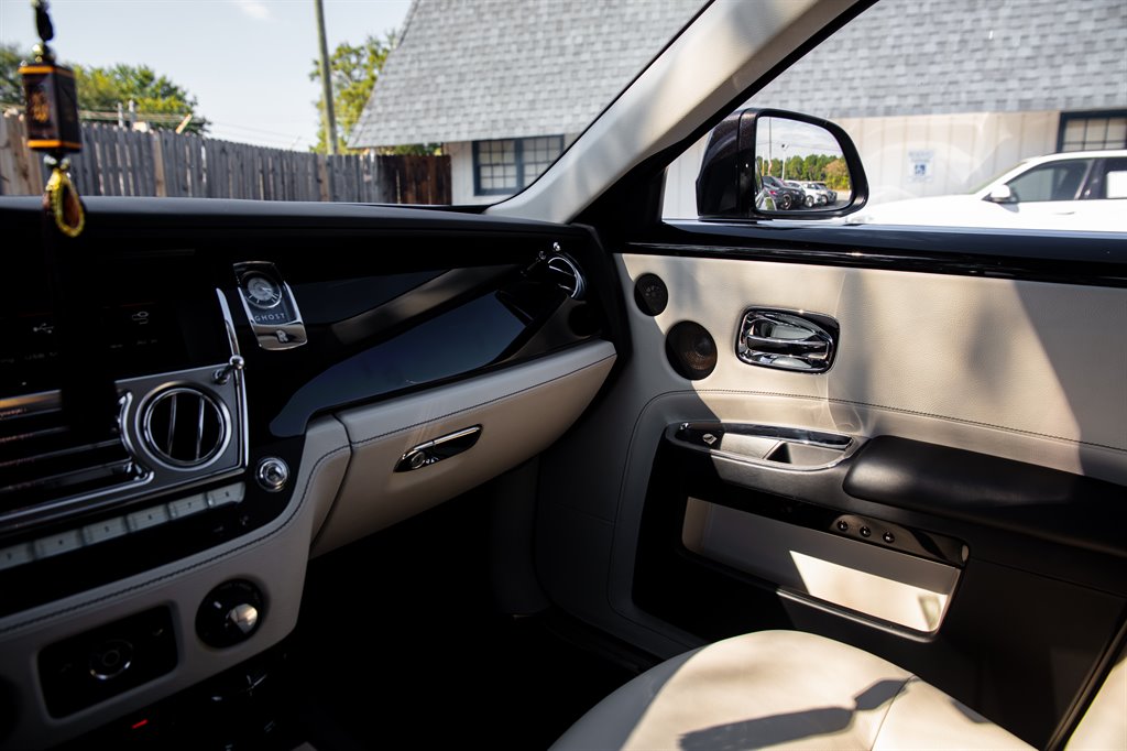 2014 Rolls-Royce Ghost - $181,052