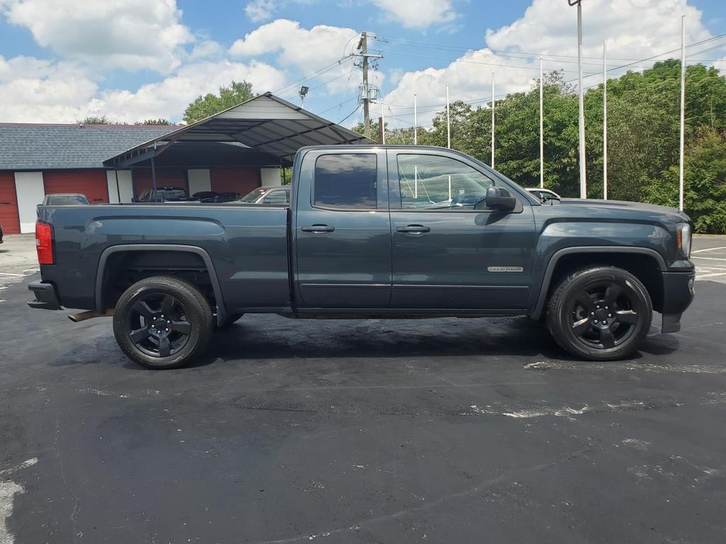 2018 GMC Sierra 1500 photo
