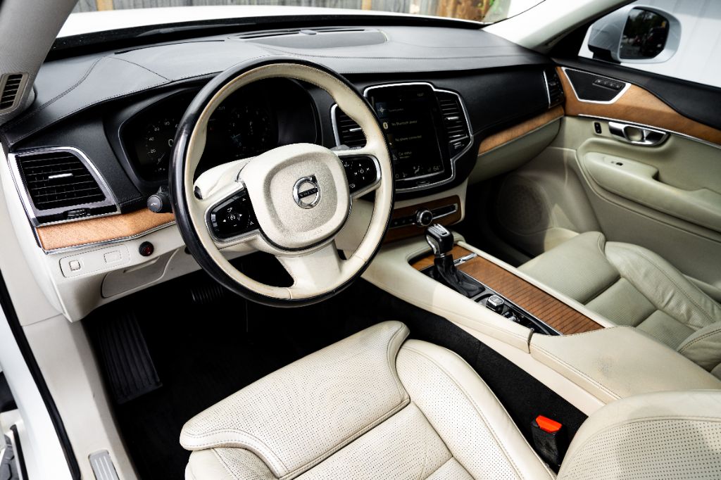 2016 Volvo XC90 - $14,950