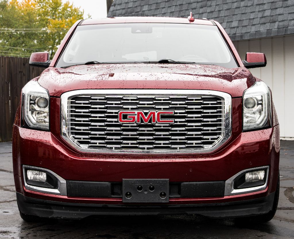 2020 GMC Yukon XL 1500 Denali photo