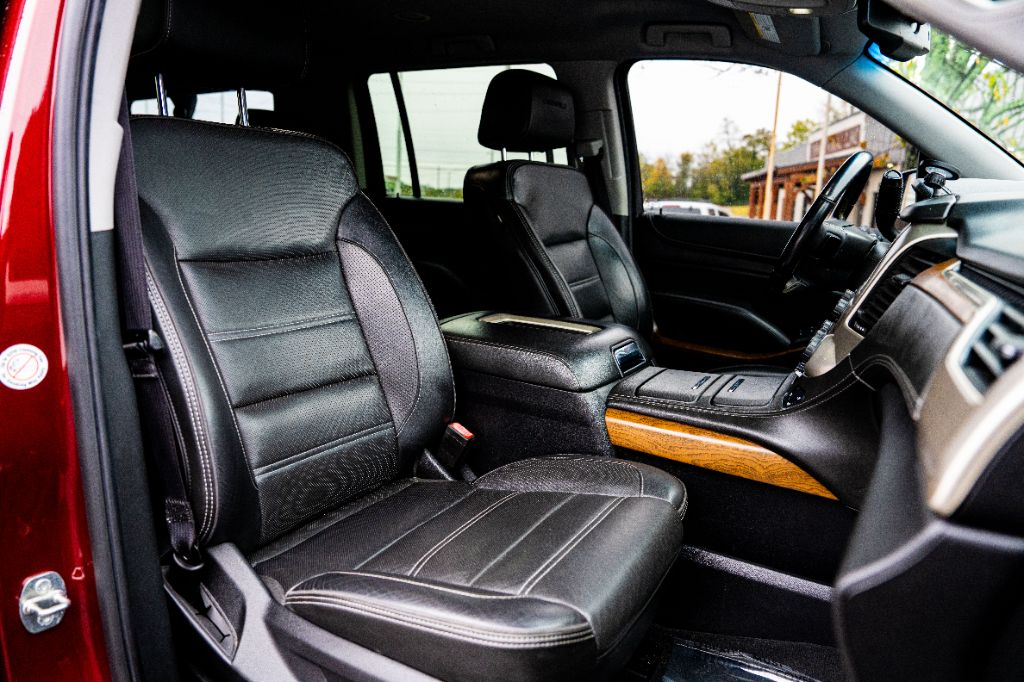 2020 GMC Yukon XL 1500 Denali photo