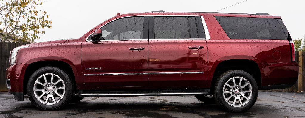 2020 GMC Yukon XL 1500 Denali photo