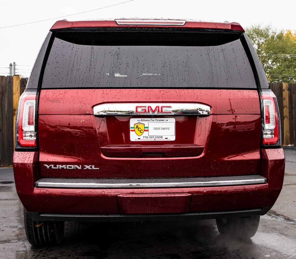 2020 GMC Yukon XL 1500 Denali photo