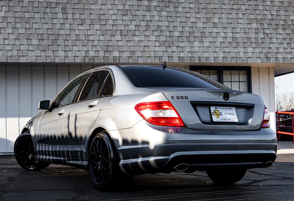 2011 Mercedes-Benz C-Class C300 Luxury photo