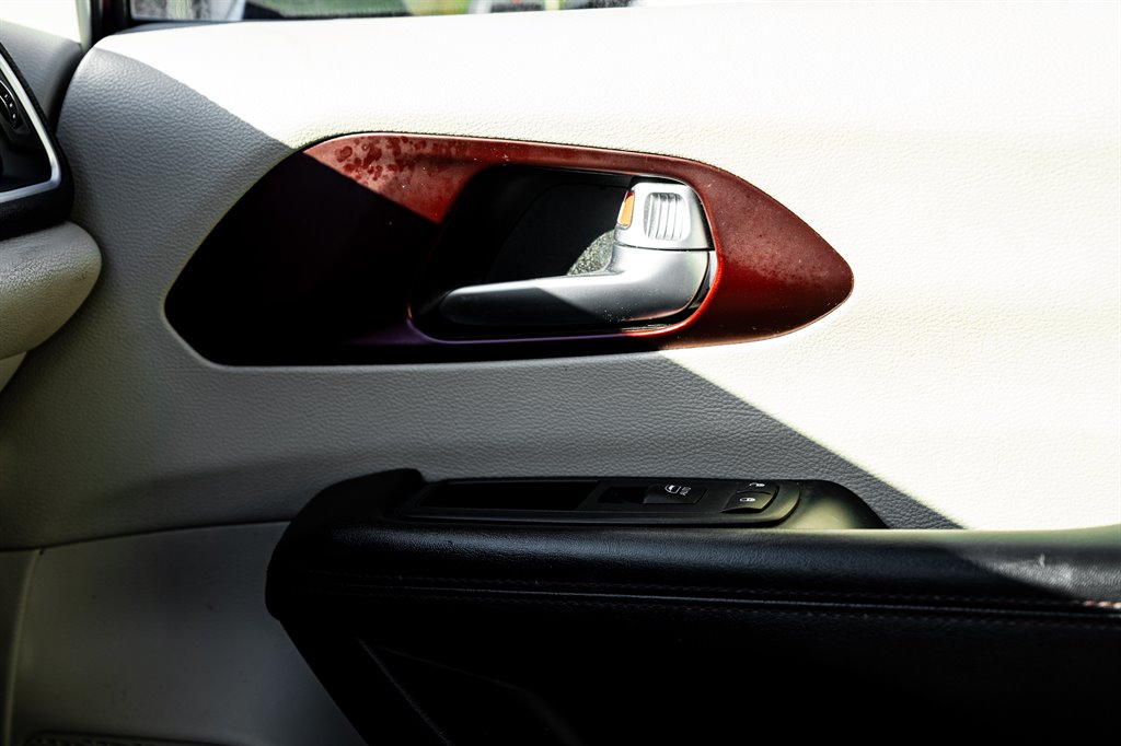 2020 Chrysler Pacifica Limited photo