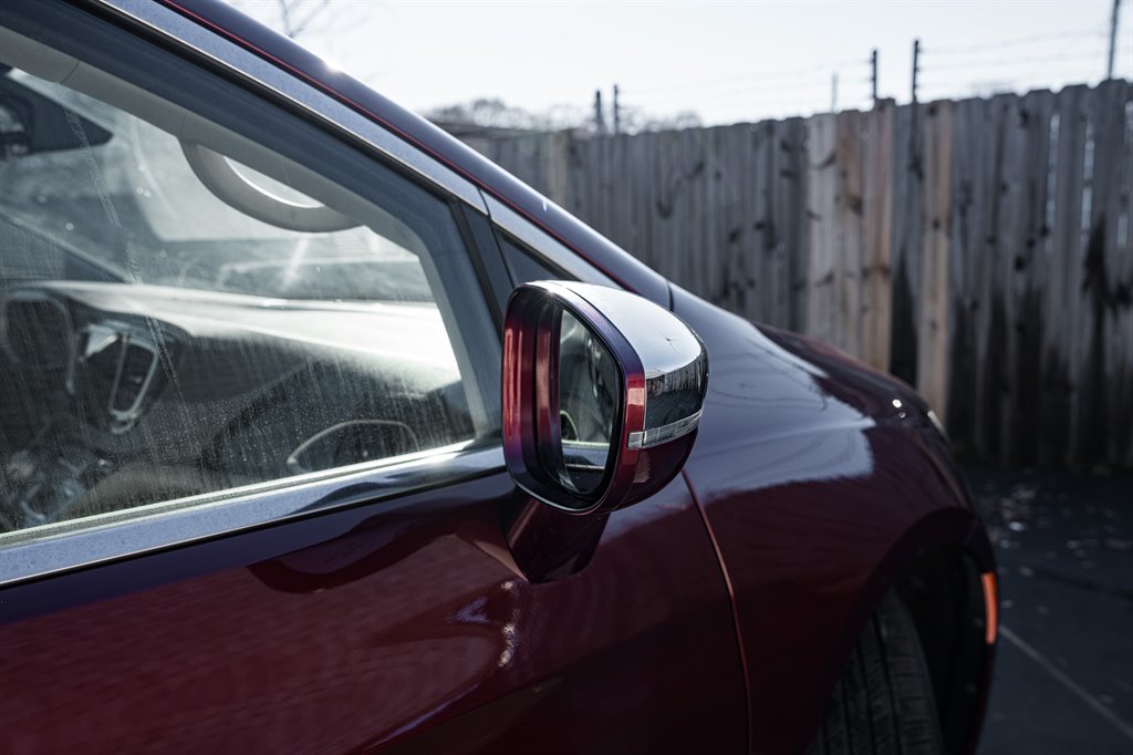 2020 Chrysler Pacifica Limited photo
