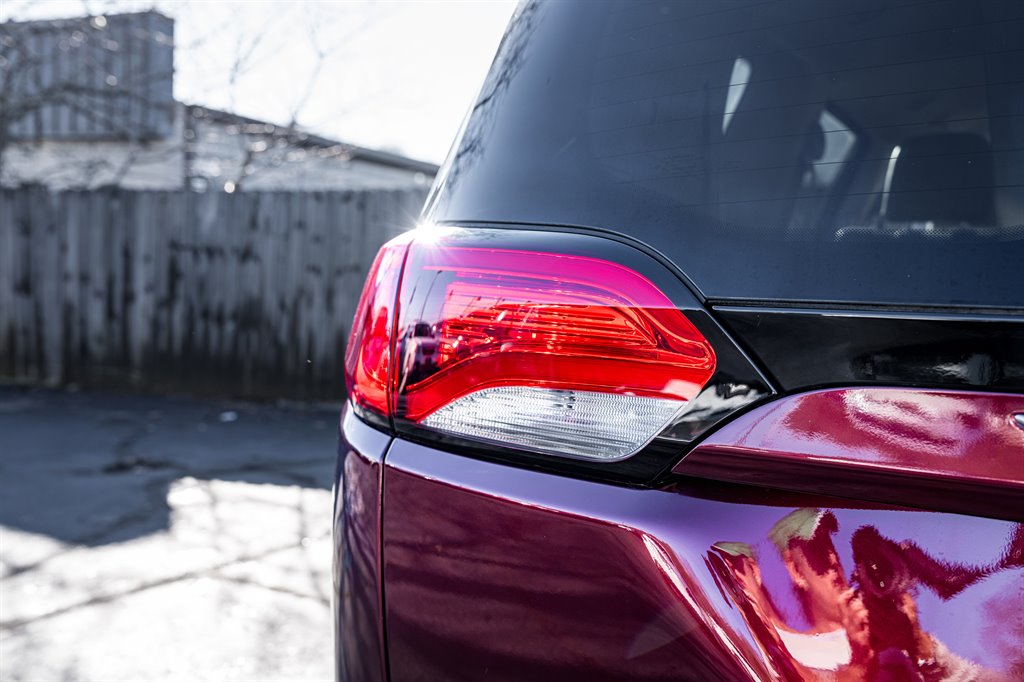 2020 Chrysler Pacifica Limited photo