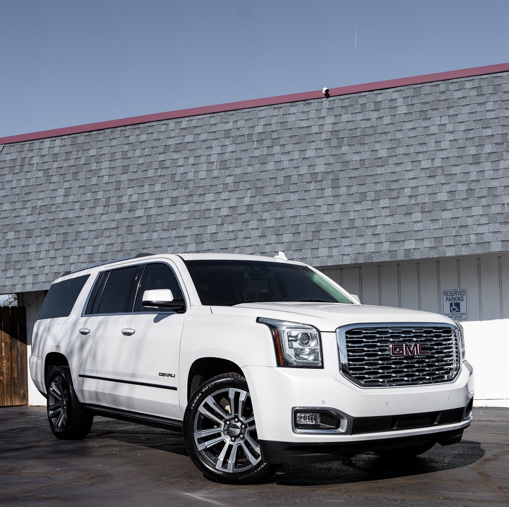 2019 GMC Yukon XL 1500 Denali photo