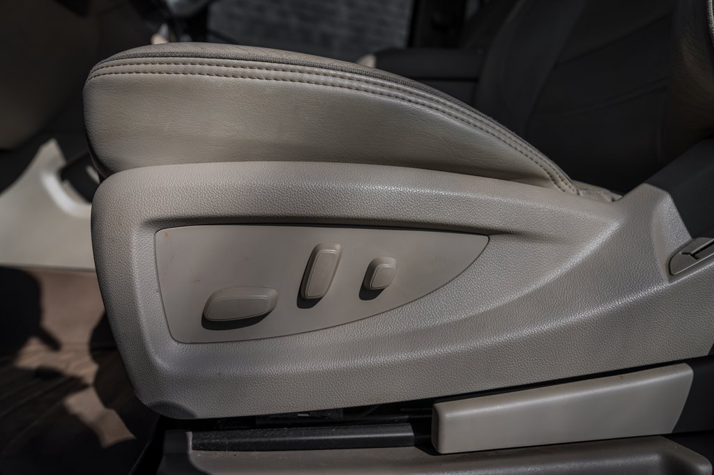 2019 GMC Yukon XL 1500 Denali photo