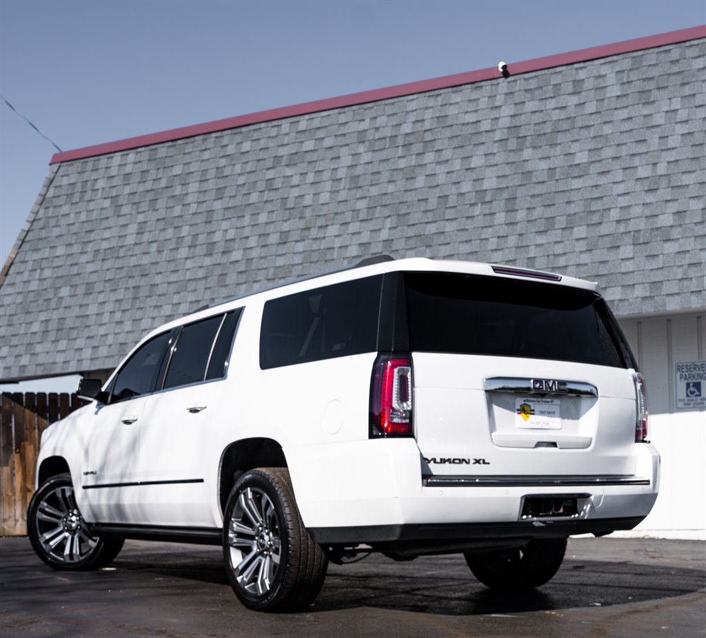 2019 GMC Yukon XL 1500 Denali photo