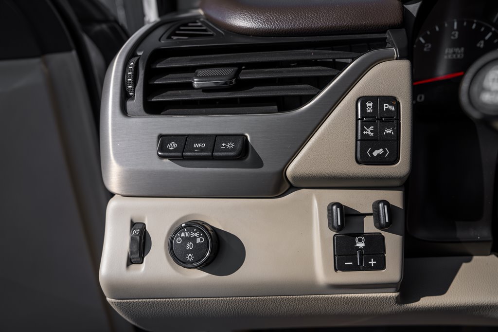 2019 GMC Yukon XL 1500 Denali photo