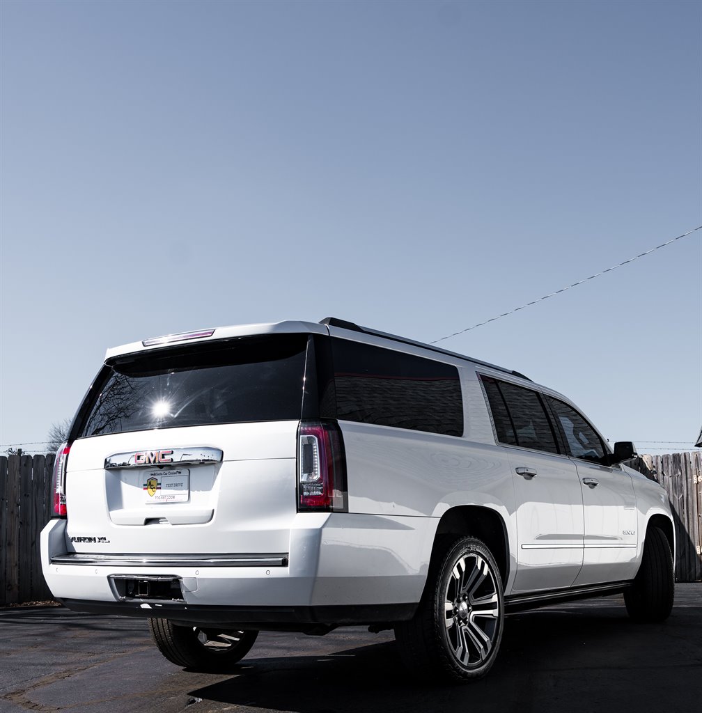 2019 GMC Yukon XL 1500 Denali photo