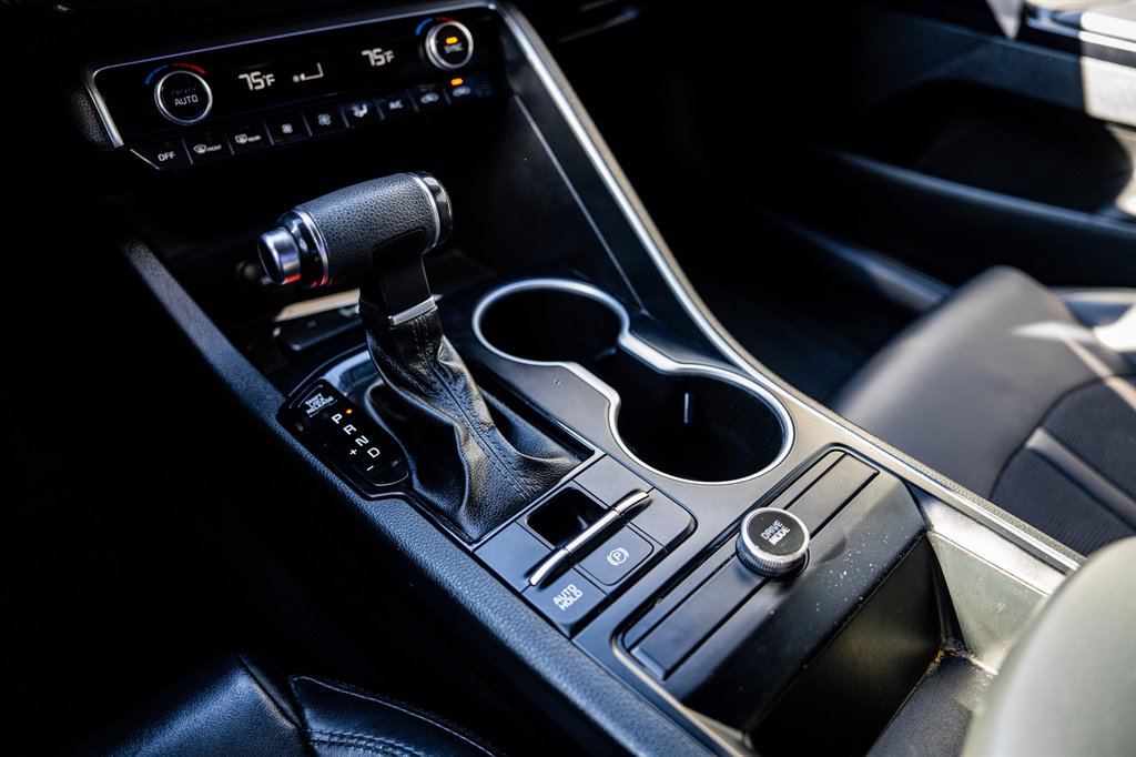 2021 Kia K5 GT-Line photo