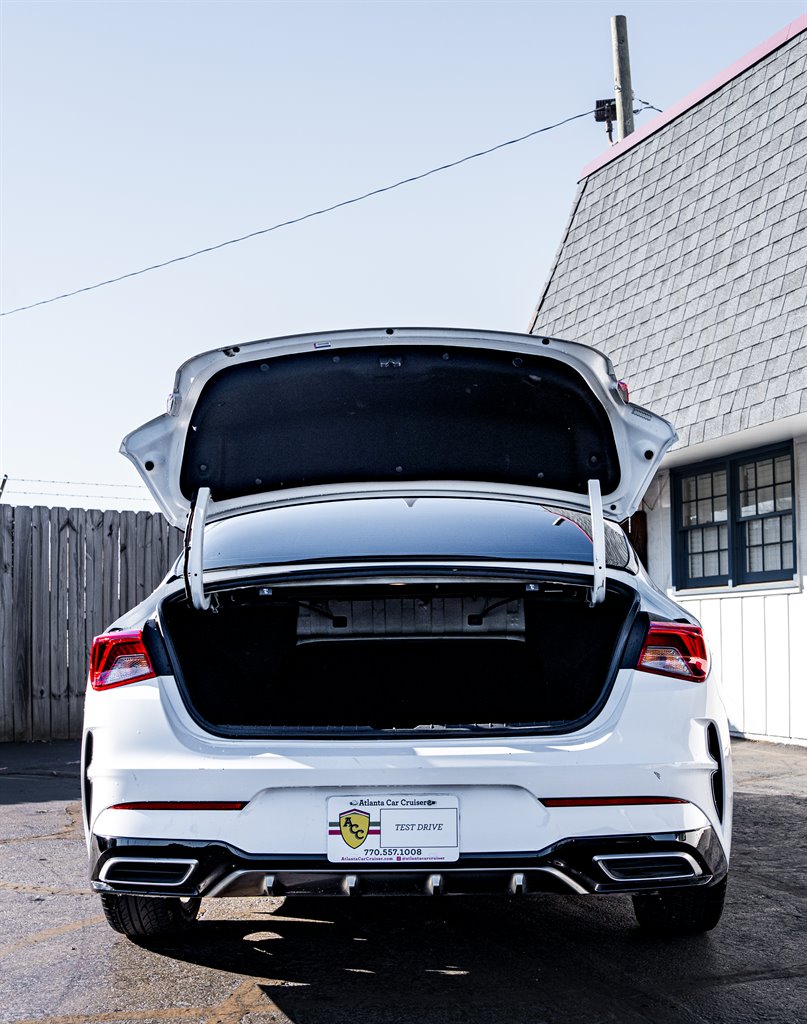 2021 Kia K5 GT-Line photo