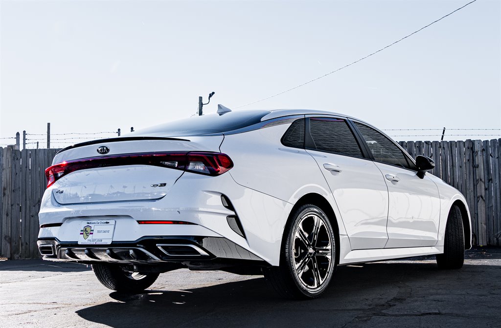 2021 Kia K5 GT-Line photo