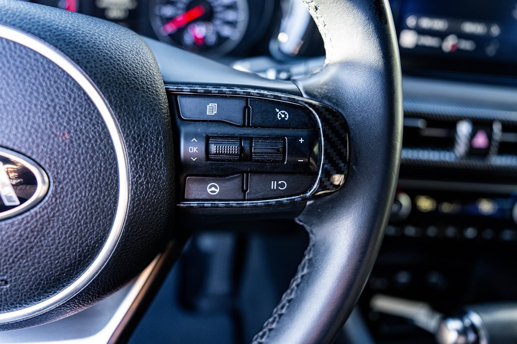 2021 Kia K5 GT-Line photo
