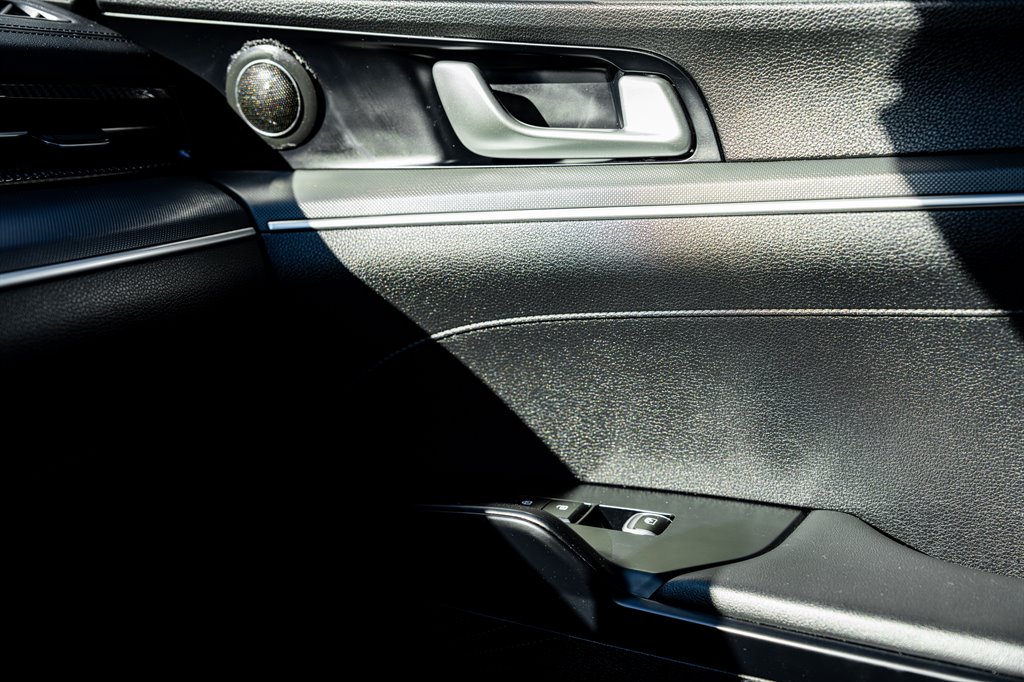 2021 Kia K5 GT-Line photo