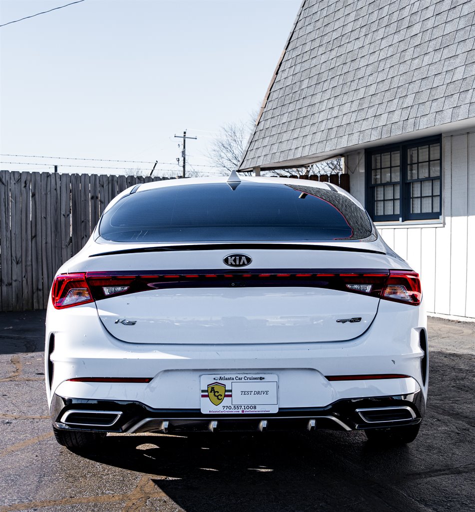 2021 Kia K5 GT-Line photo