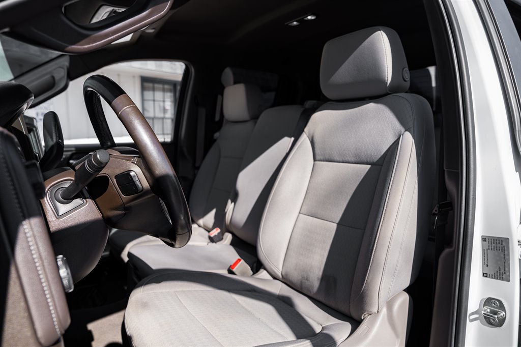 2019 Chevrolet Silverado 1500 LT photo