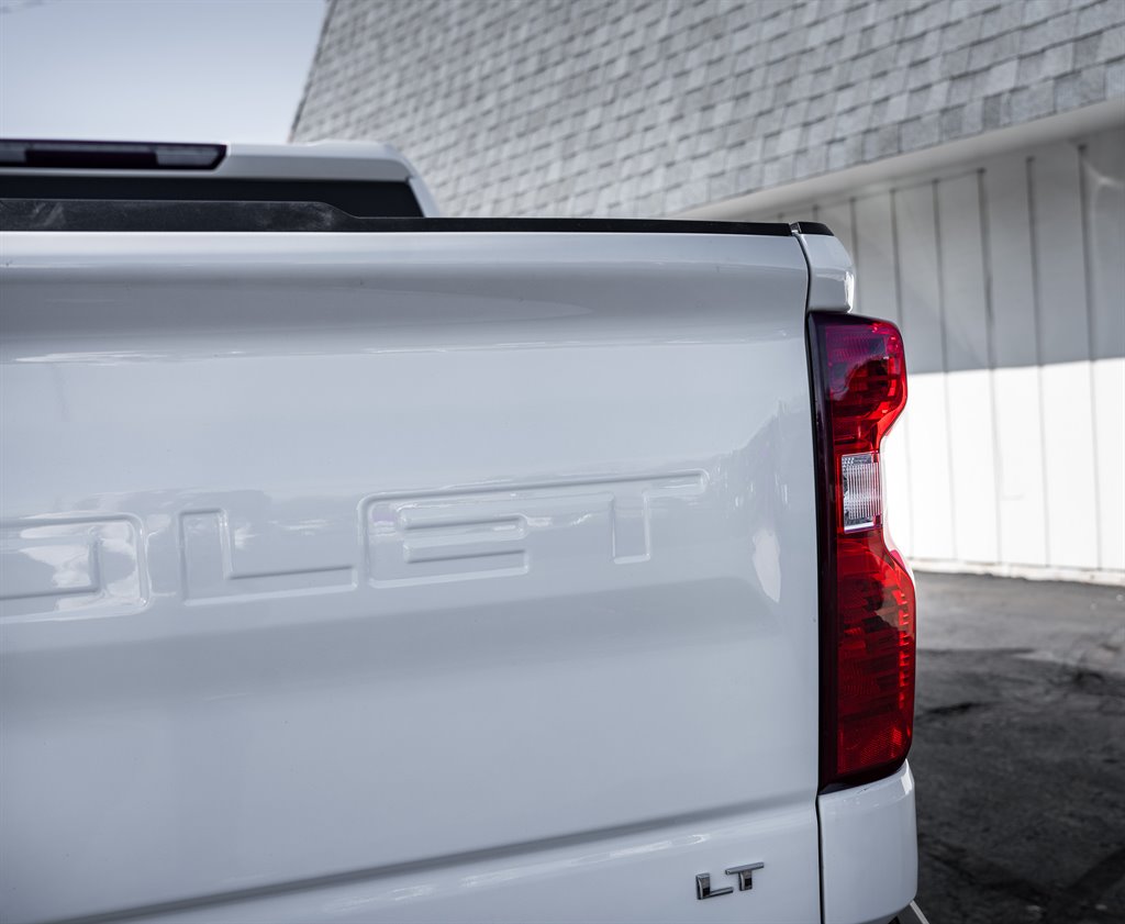 2019 Chevrolet Silverado 1500 LT photo