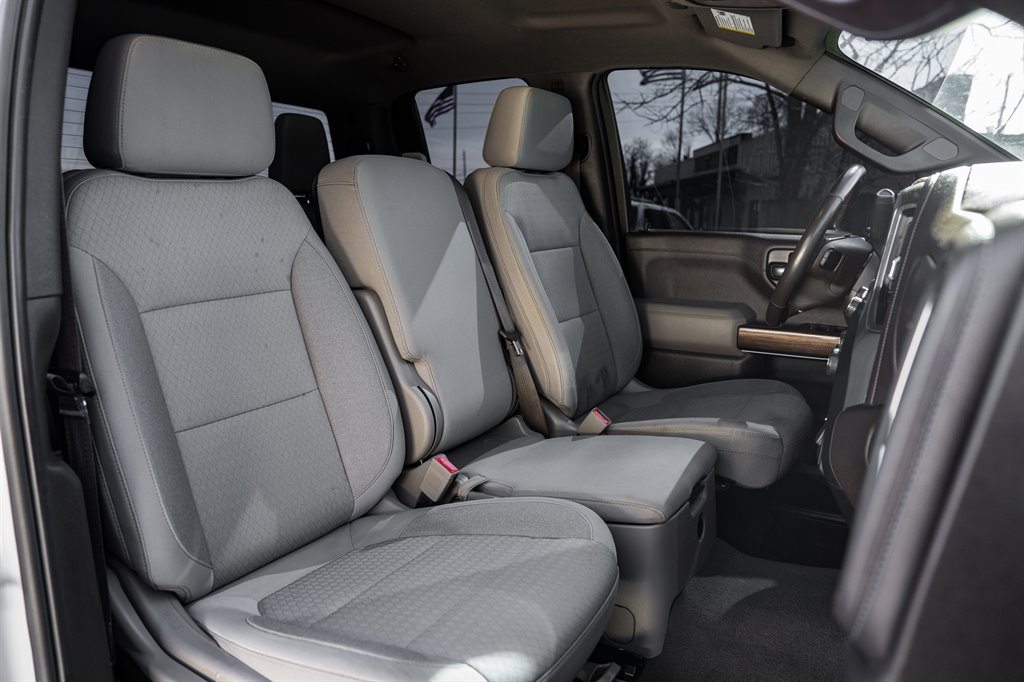 2019 Chevrolet Silverado 1500 LT photo
