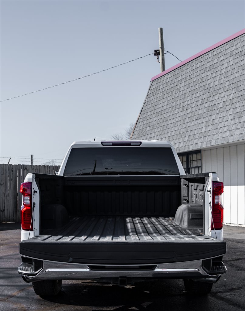 2019 Chevrolet Silverado 1500 LT photo